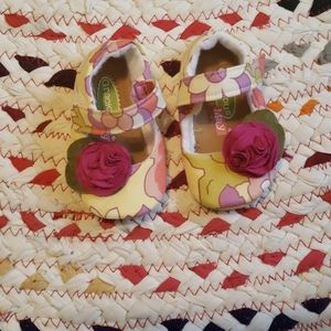 Infant shoes - new